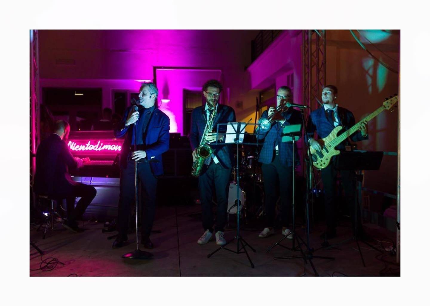 Nientedimeno Swing Band – Musica live, con la swing Band Niendedimento